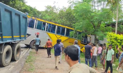 ছবি : সংবাদ সংক্রান্ত