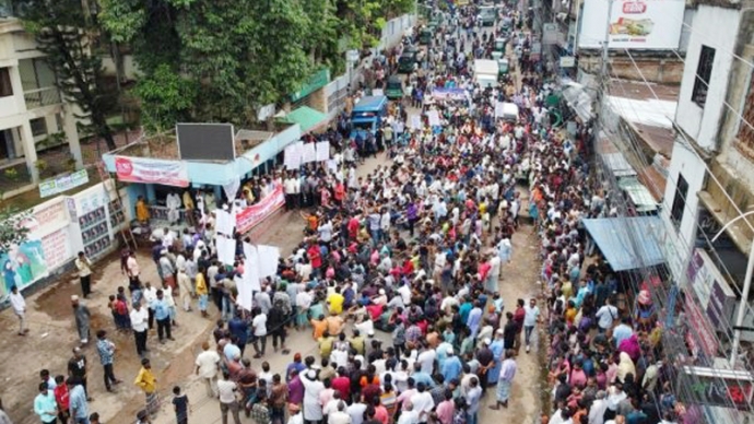 জাতীয় ঐকমত্য কমিশন সন্ত্রাসীদের রাজনৈতিক বৈধতা দেয়ার চেষ্টা করছে