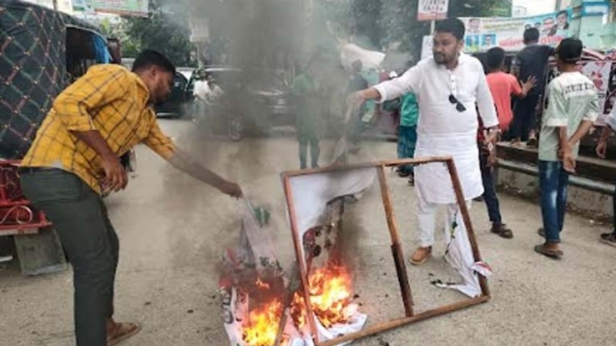 চকরিয়ায় এনসিপির পথসভা বিএনপি পণ্ড করে দিয়েছে