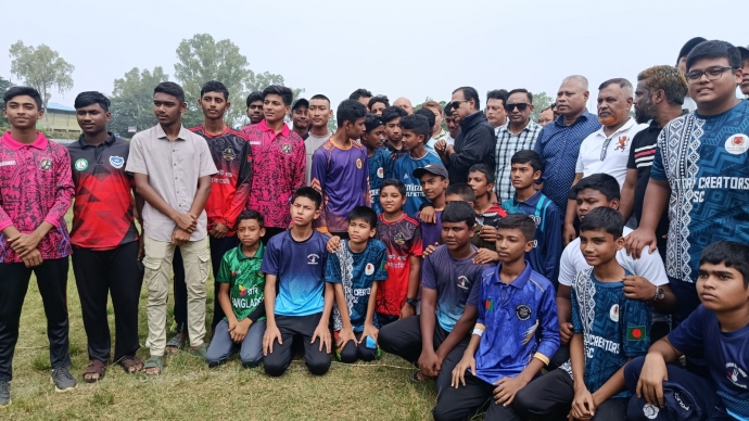 বয়স ভিত্তিক ক্রিকেটার তৈরিতে কাজ শুরুর কথা জানালেন আসিফ আকবর