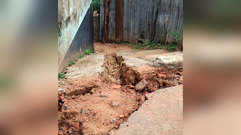 রাঙামাটি শহরের গর্জনতলী গ্রামের রাস্থা এখন মরণ  ফাঁদ !