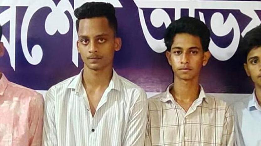 মিরসরাইয়ে এসএসসি পরীক্ষার্থীকে কুপিয়ে জখম : আটক-৪