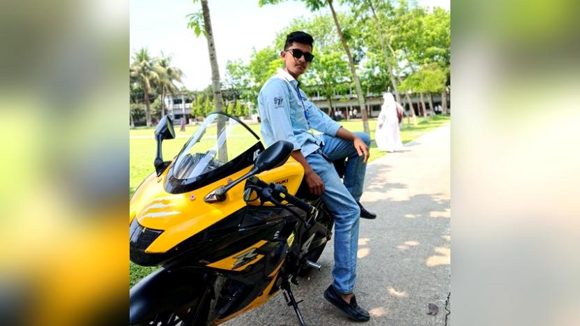 ঈশ্বরগঞ্জে সড়ক দুর্ঘটনায় কলেজছাত্র নিহত