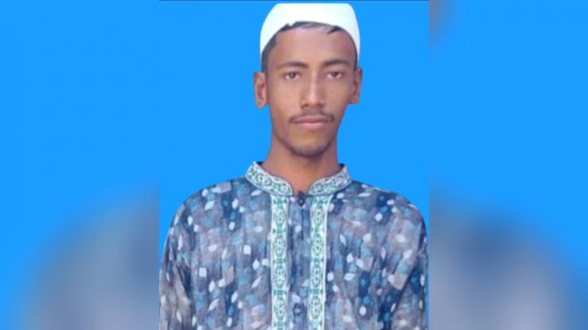 রাঙ্গুনিয়ায় কর্ণফুলী নদীতে নৌকা উল্টে তরুণ নিখোঁজ
