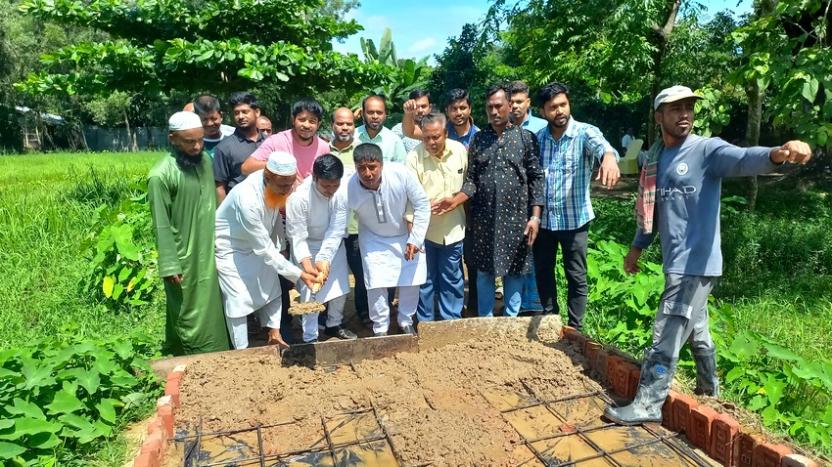 রাউজানে সড়কের উন্নয়ন কাজের উদ্বোধন