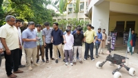 চুয়েটের শিক্ষার্থীদের তৈরী গো কার্ট ও মার্স রোভার প্রদর্শন