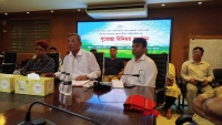 সাংবাদিকদের সাথে রাঙামাটি জেলা পরিষদ চেয়ারম্যানের শুভেচ্ছা বিনিময়