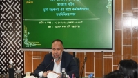 ভূমি মন্ত্রণালয়ের ভারপ্রাপ্ত সচিব হিসেবে দায়িত্বে এমদাদুল হক চৌধুরী