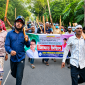 ঈশ্বরগঞ্জে বৈঠা-লাঠি হাতে নিষিদ্ধ আওয়ামী লীগের বিক্ষোভ মিছিল